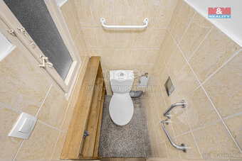 Pronájem bytu 3+kk, 79 m², Praha, ul. Nedvědovo náměstí - 9