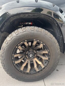 Dodge Ram 1500 5.7 HEMI 2019 55tis.km Klapka výfuku - 9