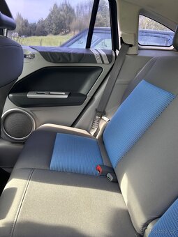 Dodge Caliber 2.0crd sxt - 9