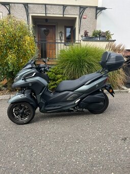 Maxi skútr Yamaha Tricity 300 - 9
