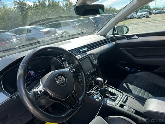 Volkswagen Passat 2016 - 9