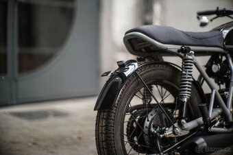 Kawasaki Z 400 B - 9