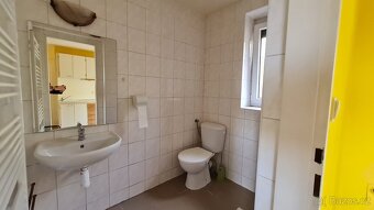 Pět min od dálnice, Možná dohoda. - 9