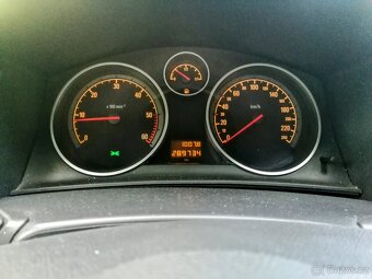 Opel Astra H - 9