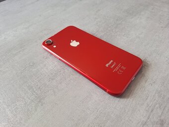 iPhone Xr 64gb product red, baterie 79% - 9