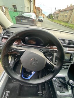 Volkswagen Passat B7 2.0 TSI 155 kW – bohatá výbava - 9