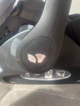 Vajíčko + základna isofix - 9