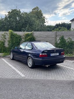 Bmw e36 coupe - 9