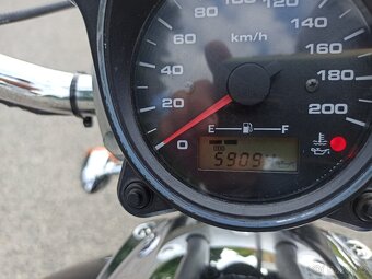 Suzuki Intruder m800. - 9