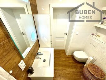 Venkovské stavení 5+1 po kompletní rekonstrukci (320 m²) se  - 9