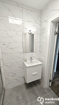 Pronájem bytu 2+1 ul. Urxova, Olomouc - Lazce - 9