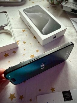 Prodám iPhone 15 Pro 256 GB Natural Titanium - 9