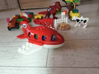 Více sad lego Duplo. - 9
