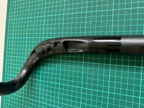 Deda Superleggera karbon. řídítka (prům. 31.7, š. 46 cm) - 9