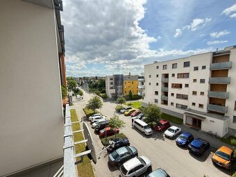 PRONÁJEM PROSTORNÉHO BYTU 4+KK, U LUČNÍHO JEZU, ČB - 9