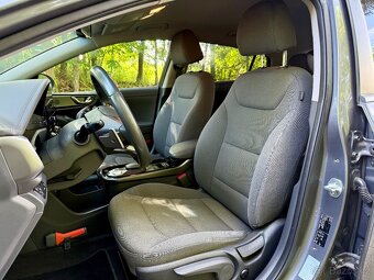 Hyundai IONIQ,38,3 kWh,SoH 100%,TČ,BlueLink, sDPH 449 000,- - 9