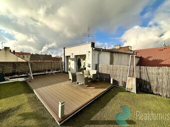 Sdílený pronájem, kancelářské prostory 52m2, terasa 30m2, Ná - 9