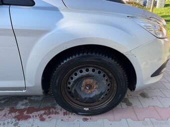 Ford Focus 2010 - 9