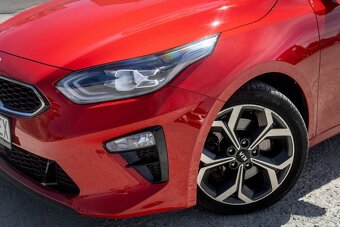 Kia Ceed 1.4 T-GDi 103 kW DCT GT Line - 9