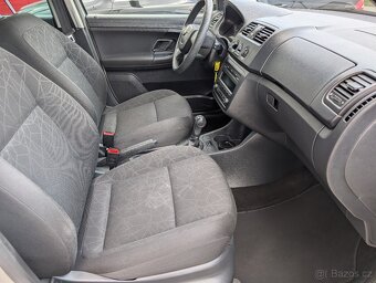 ŠKODA FABIA II COMBI 1.2TSi 77kW DSG 2012 FAMILY - 9