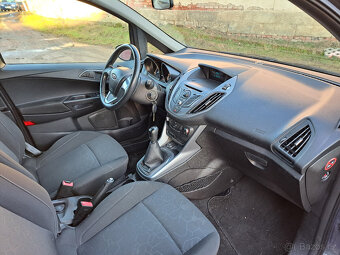 Ford B-max,1,0 74kw rok 2013 - 9
