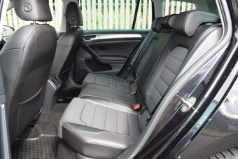 VW Golf 7 Kombi 1.2 TSi 1.majitel, KAMERA, Bi-Xenony - 9