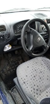 PRODÁM OPLA AGILA 1.0 12V 43KW 2003 - 9