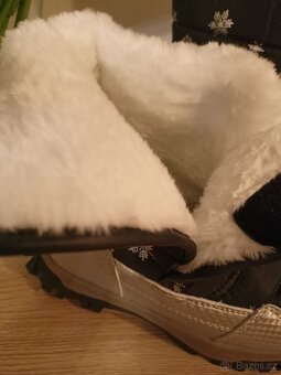 Nové dětské zimní boty, vel.33 - 9