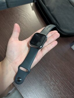 Apple iPhone 12 64GB a Apple Watch 6 GPS+Cell, 44mm Space Gr - 9