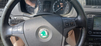 Škoda octavia 2 2,0 fsi - 9