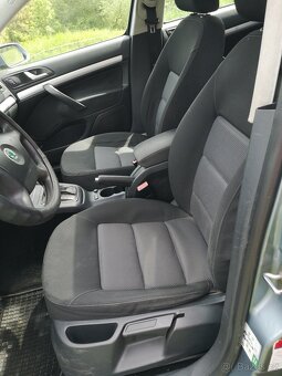 ŠKODA OCTAVIA COMBI DSG 2.0TDi TAŽNÉ ZAŘÍZENÍ R.V.2006 - 9