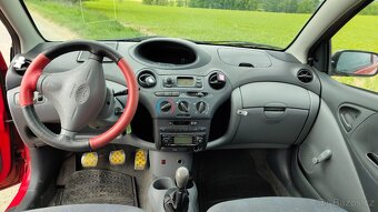Toyota Yaris 1.0 50kW - 9