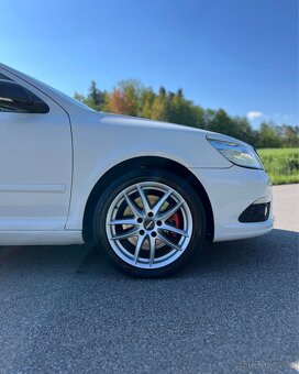 Škoda Octavia 2 1.9TDI 77KW RS packet - 9