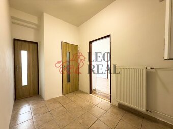 Pronájem velkého bytu 2+1 67 m2, ul. Alejní, Teplice - centr - 9