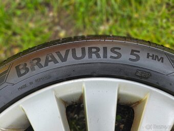 Kompletní letní orig. Alu kola VW MACAU - 235/45 R17 - 5x112 - 9