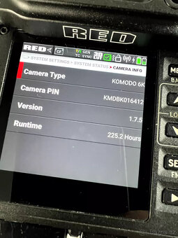 RED Komodo 6k - kompletní sada - pouze 225 hodin - 9