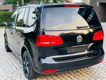Volkswagen Touran 1.2TSI 77KW MANUÁL NAVIGACE VÝHŘEV - 9