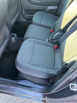 ŠKODA ROOMSTER 1.4-16V-TAŽNE ZAŘ.-KLIMATRONIC - 9