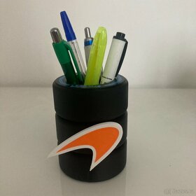 F1 držák na propisky s logem - 9