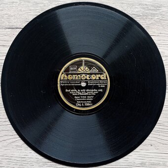 5 šelakových gramodesek z let 1930 – 1932, Československo 2 - 9