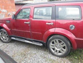 Dodge Nitro - 9