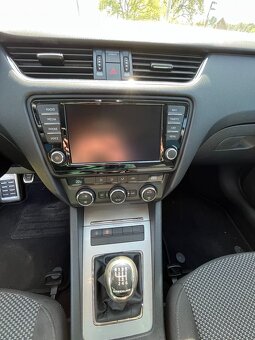 Škoda Octavia III 1.6 tdi 81 kw Greenline - 9