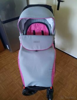 Kočárek 3v1 + isofix základna + skejt - 9