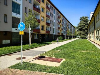 Prodej bytu 3+kk s lodžií v OV, 62m2, sklep, parkování - 9