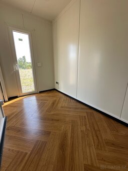 Modulární kontejner 3x8m - 9