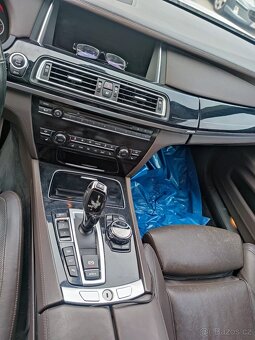 BMW 750d Long - 9