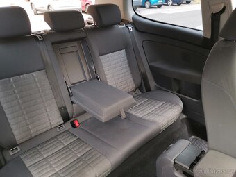 Prodám Golf 5 1,6 Mpi, 75kw,Euro 4, 2008 - 9