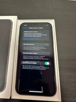 Apple iPhone 11 64GB - 9