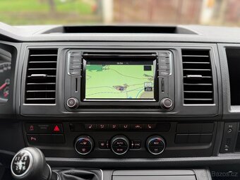 VOLKSWAGEN MULTIVAN T6 2,0 TDI 110 kW / MAN. / TOP STAV - 9