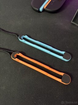 Nintendo switch 2 + pouzdro(originální od nintenda) - 9